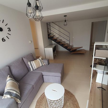 Apartament Duplex Axl Sarria Zewnętrze zdjęcie